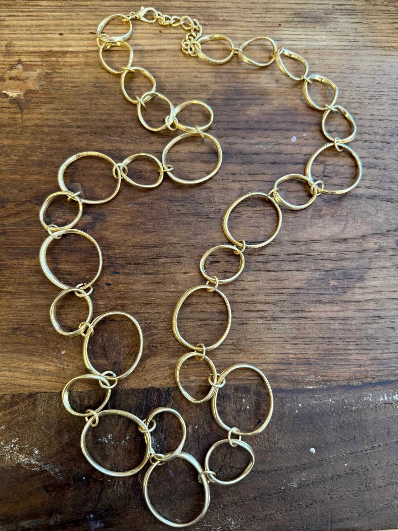 LONG CHAIN GOLD