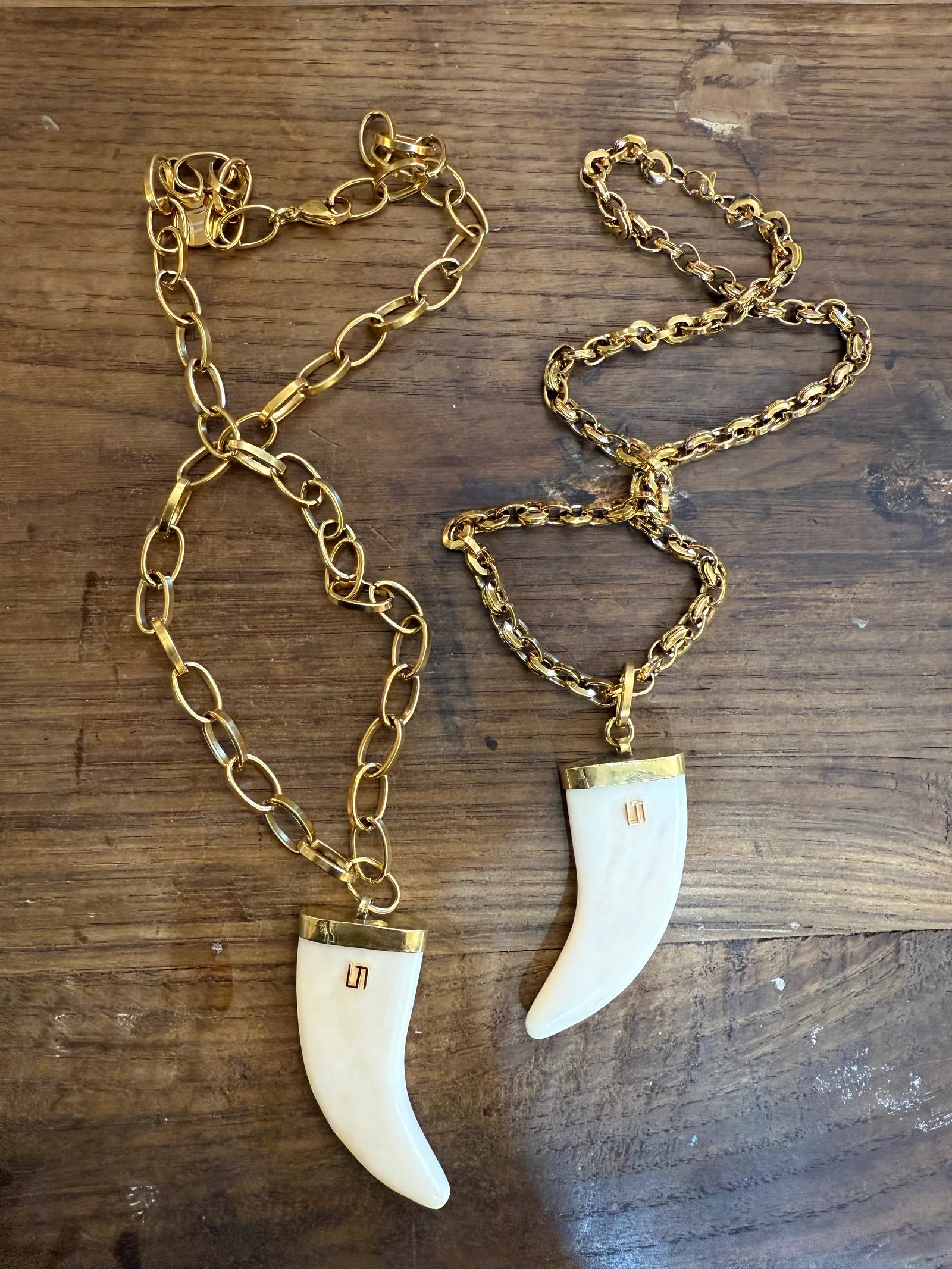 DUFFY BONE HORN NECKLACE