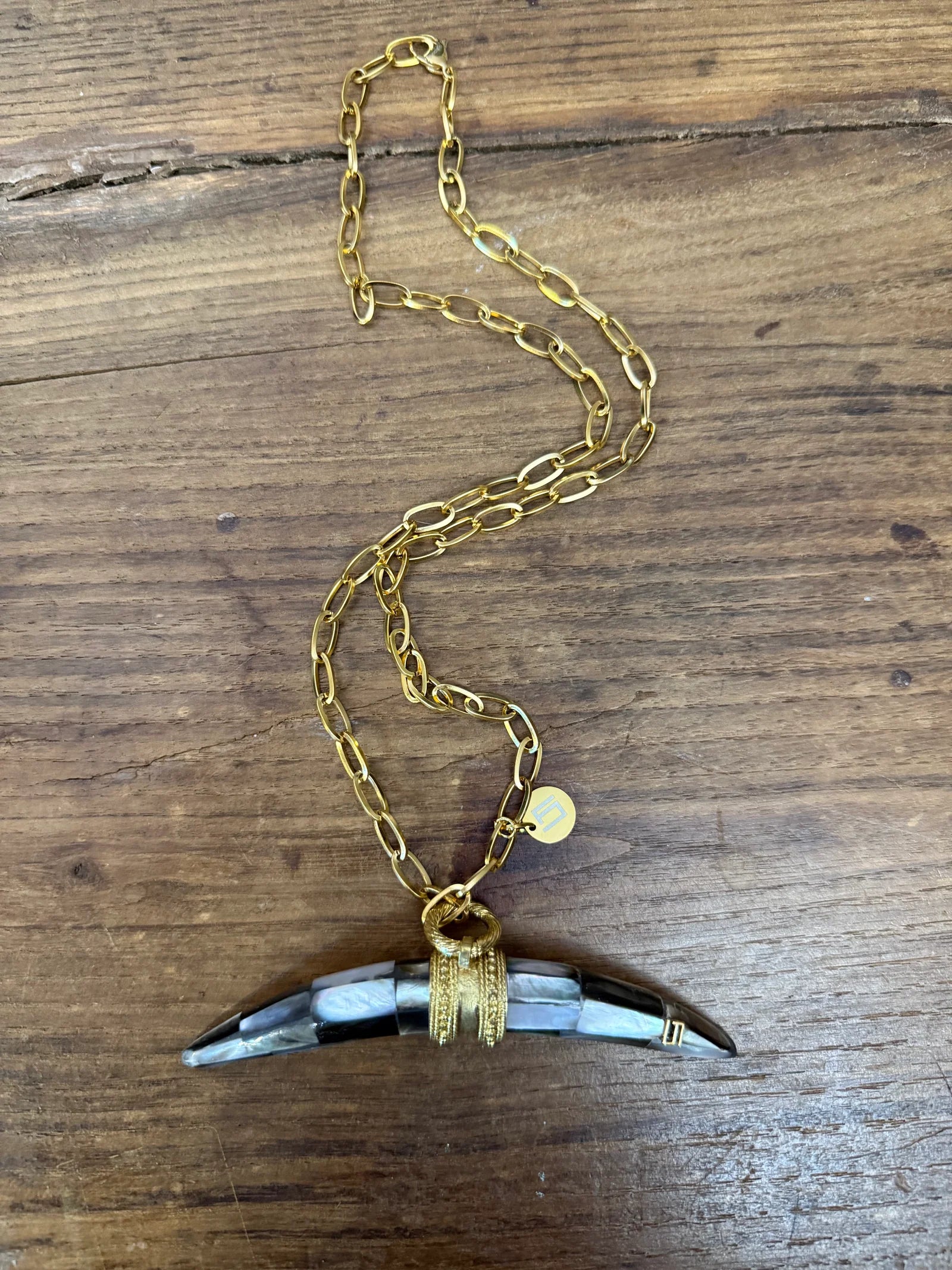 SABANG GREY NECKLACE